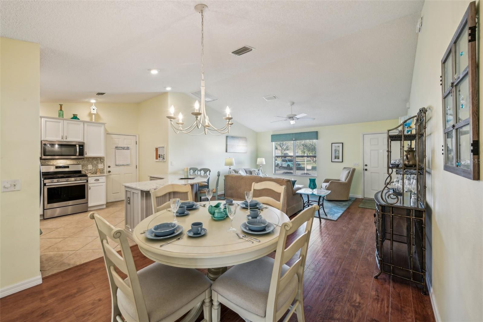 2486 FIVE FORKS TRL, THE VILLAGES, FL, 32162