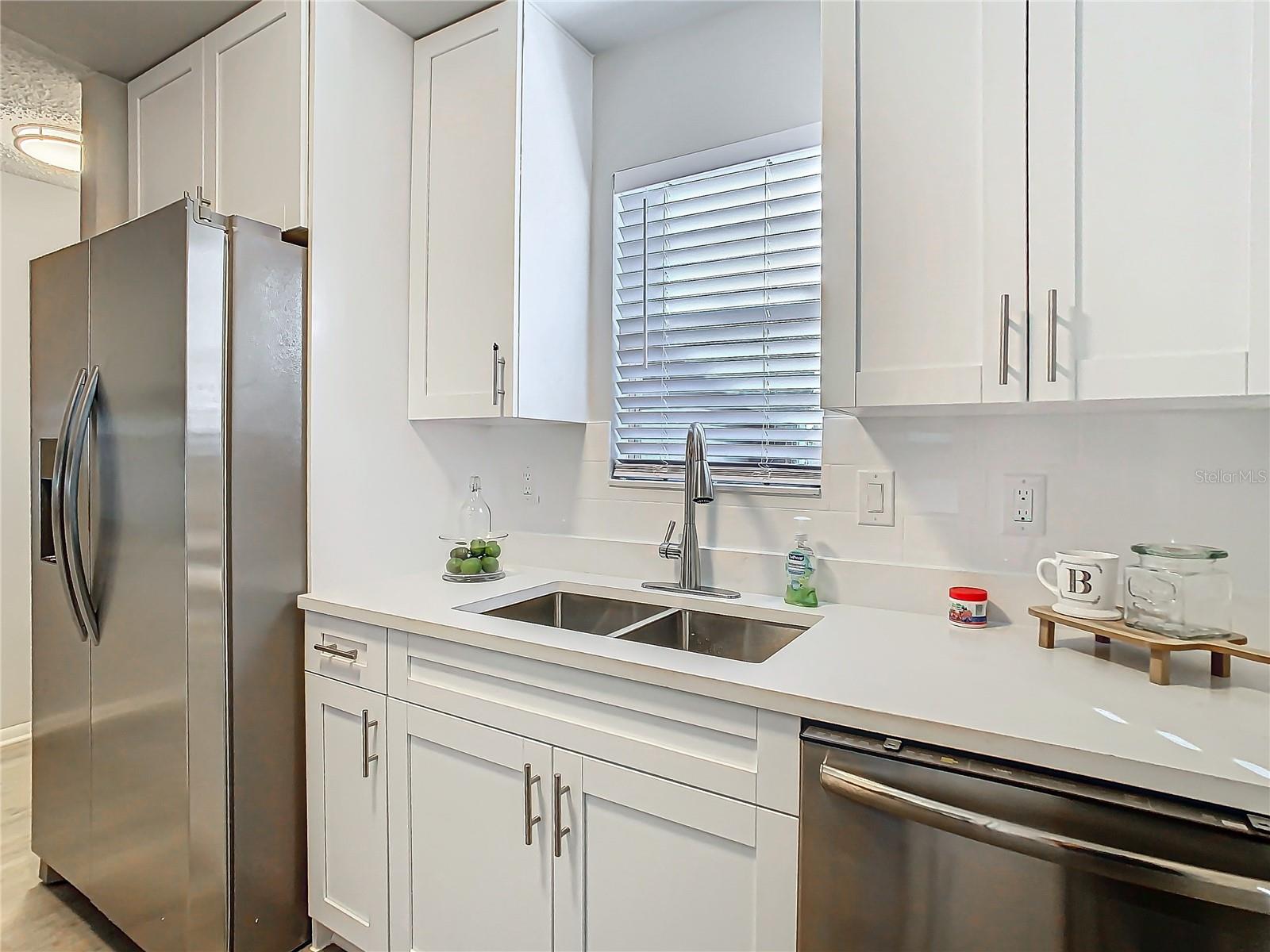 11824 CYPRESS CREST CIR #N/a, TAMPA, FL, 33626
