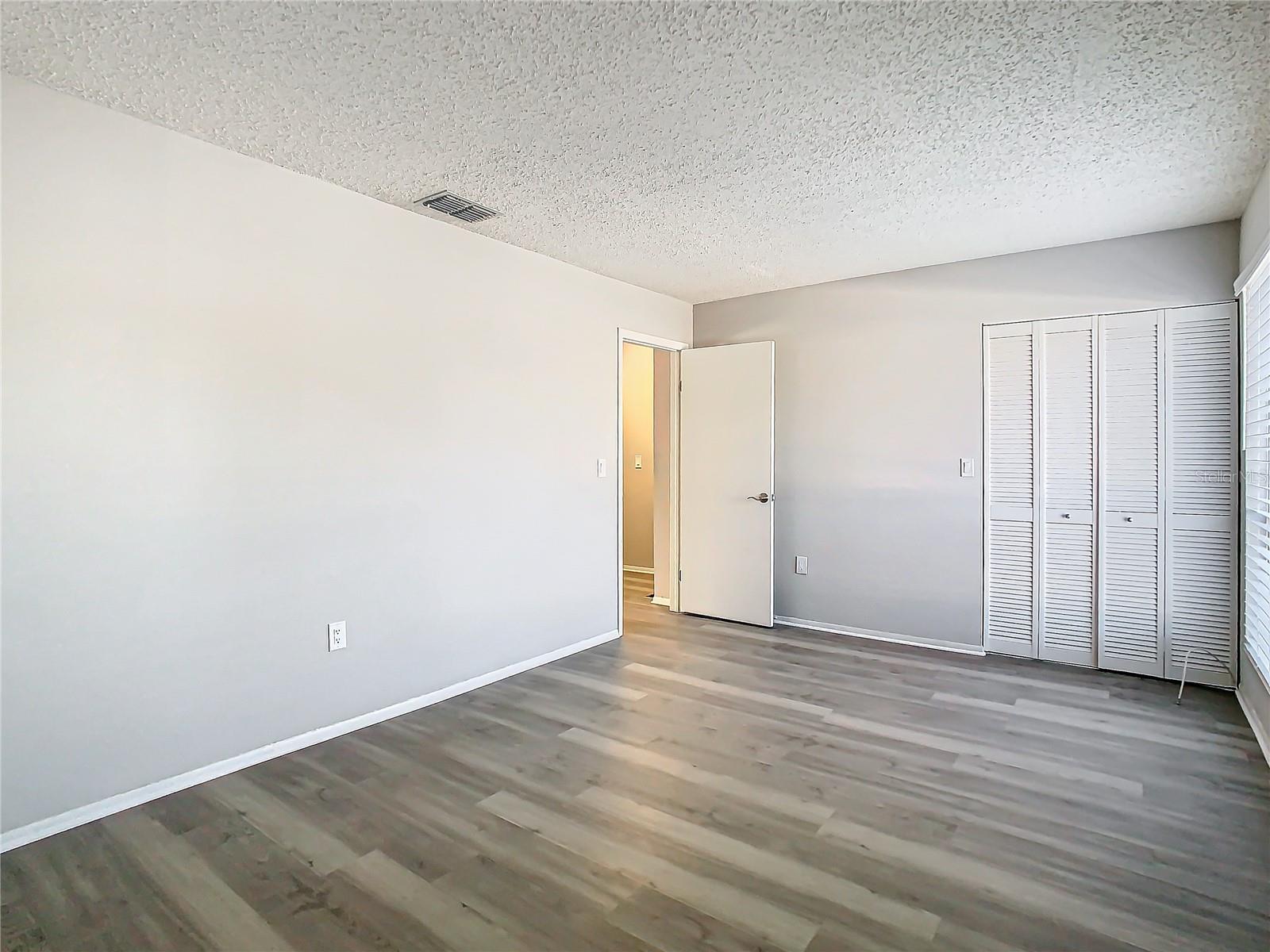 11824 CYPRESS CREST CIR #N/a, TAMPA, FL, 33626
