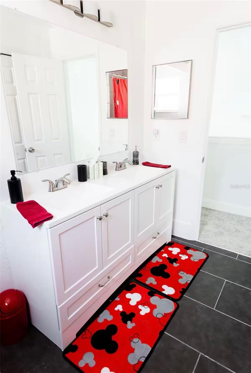 152 PINEWOOD DR, DAVENPORT, FL, 33896