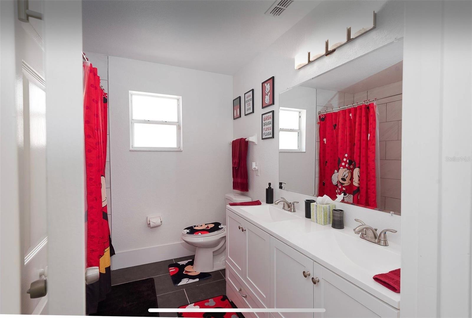 152 PINEWOOD DR, DAVENPORT, FL, 33896