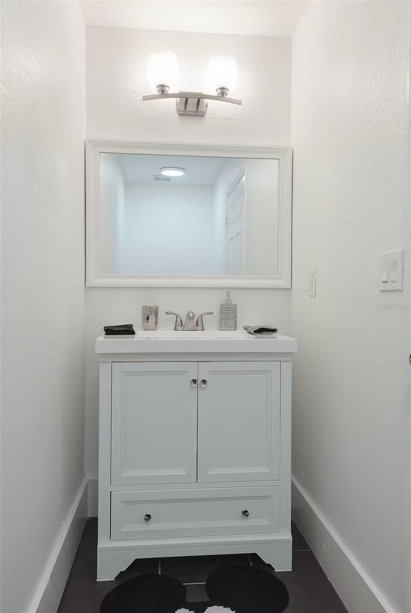 152 PINEWOOD DR, DAVENPORT, FL, 33896