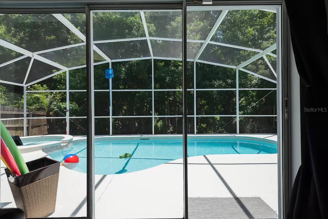 152 PINEWOOD DR, DAVENPORT, FL, 33896