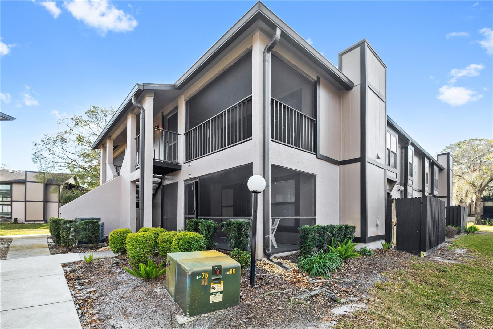 4005 ANGEL OAK CT #203, TAMPA, FL, 33613