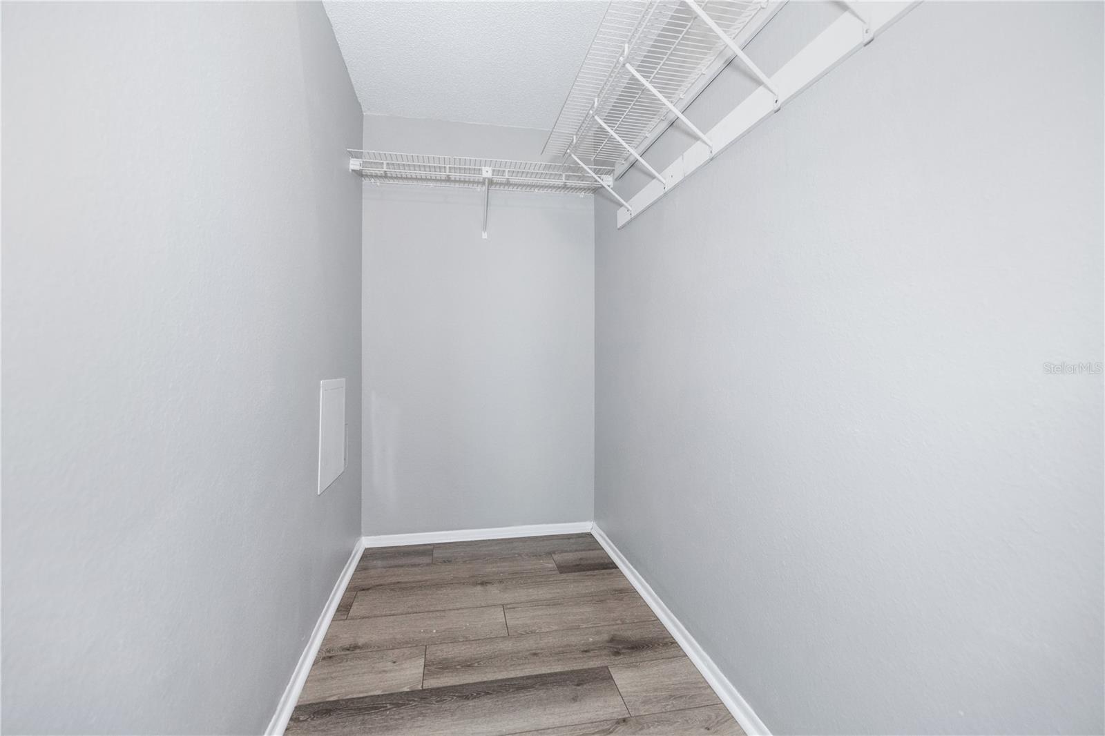 4005 ANGEL OAK CT #203, TAMPA, FL, 33613