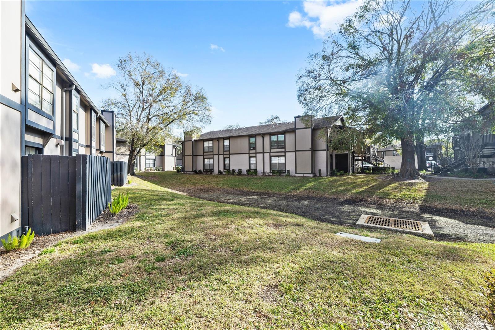 4005 ANGEL OAK CT #203, TAMPA, FL, 33613