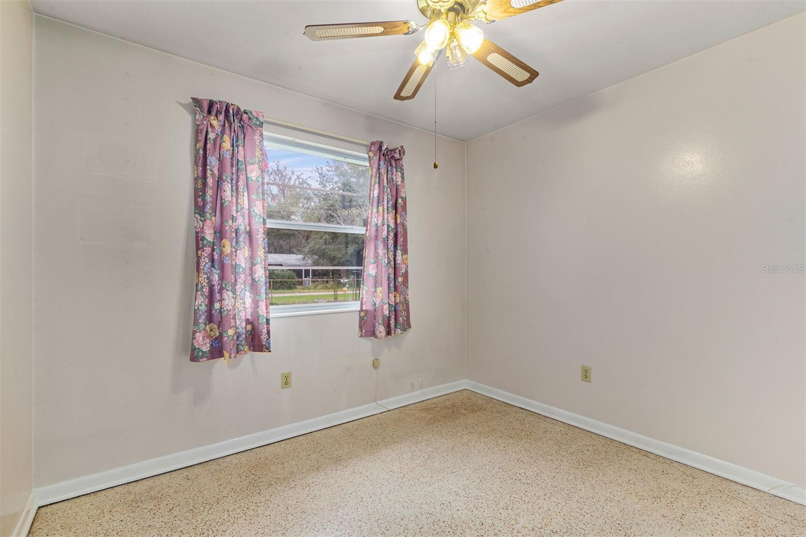 107 NE EVANS CT, MICANOPY, FL, 32667