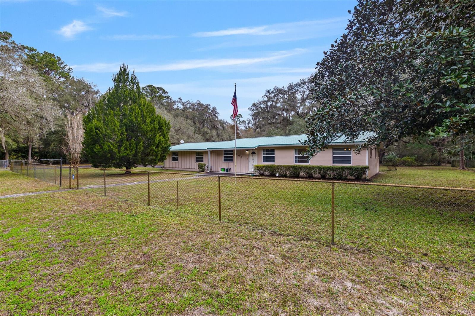 107 NE EVANS CT, MICANOPY, FL, 32667