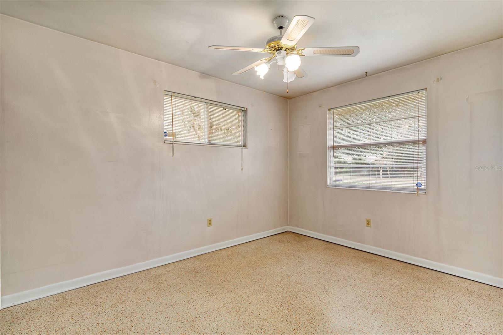 107 NE EVANS CT, MICANOPY, FL, 32667