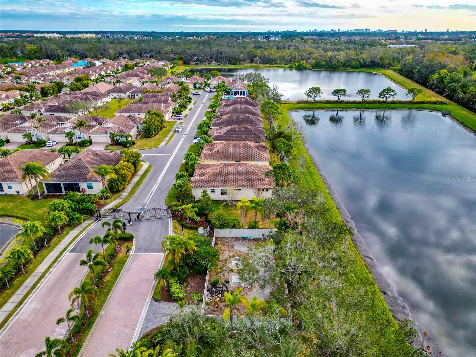 7708 31ST ST E, SARASOTA, FL, 34243