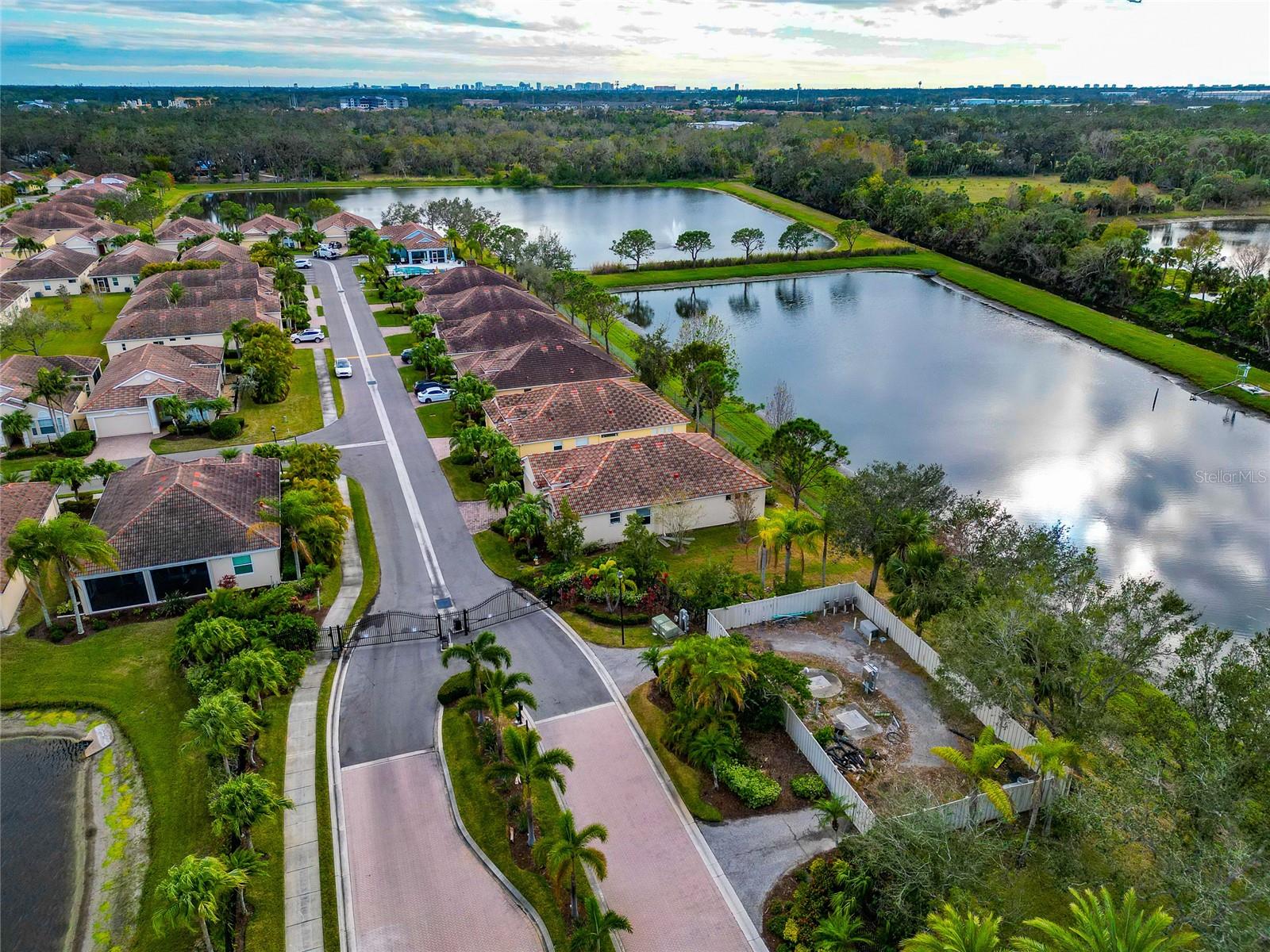 7708 31ST ST E, SARASOTA, FL, 34243