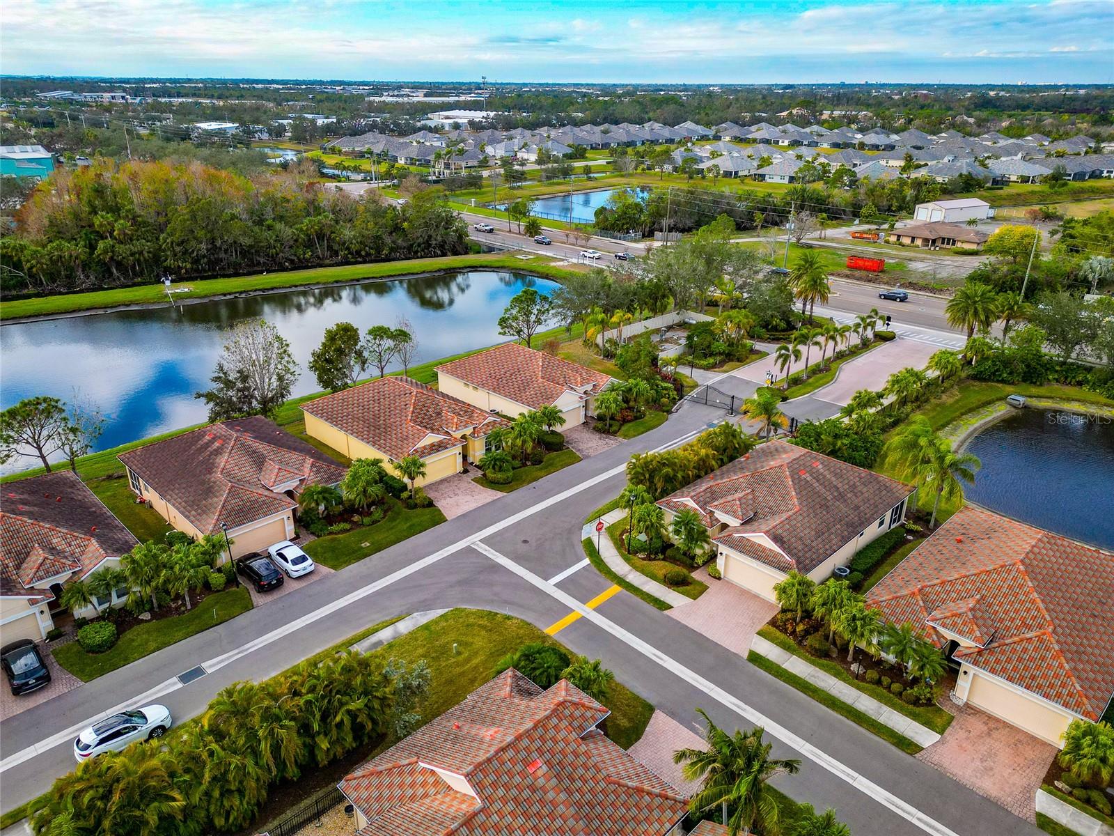7708 31ST ST E, SARASOTA, FL, 34243