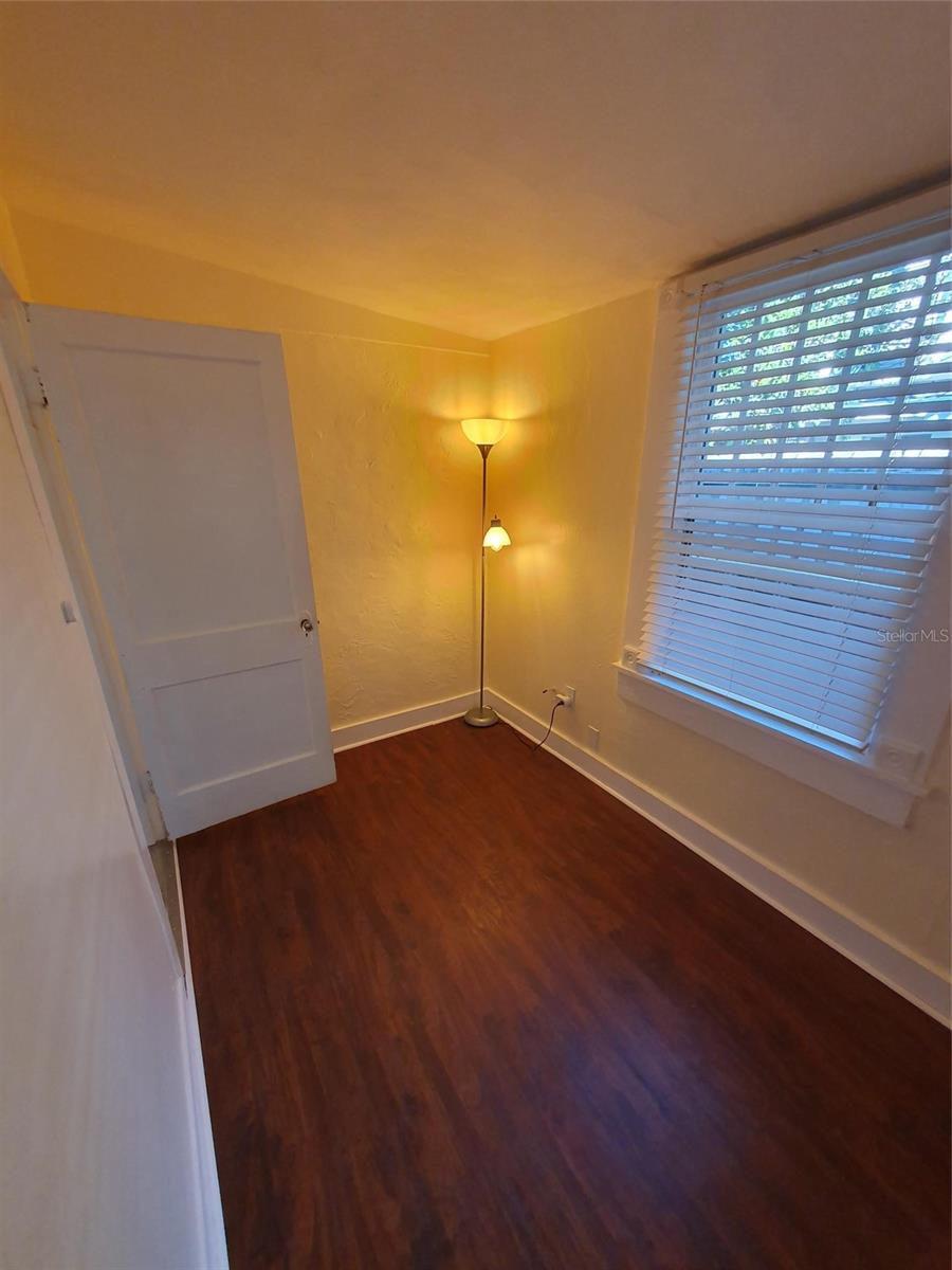 810 22ND AVE N, ST PETERSBURG, FL, 33704