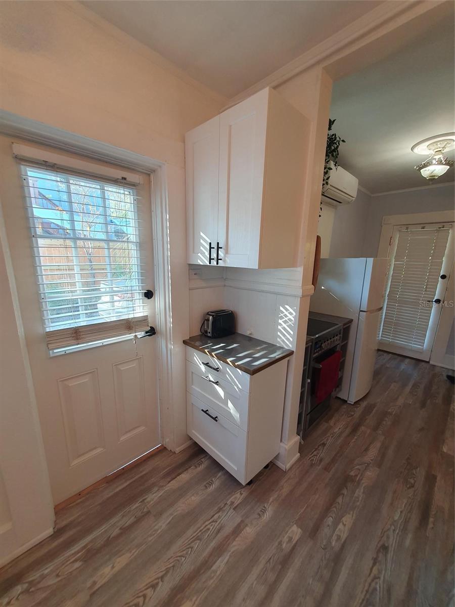 810 22ND AVE N, ST PETERSBURG, FL, 33704