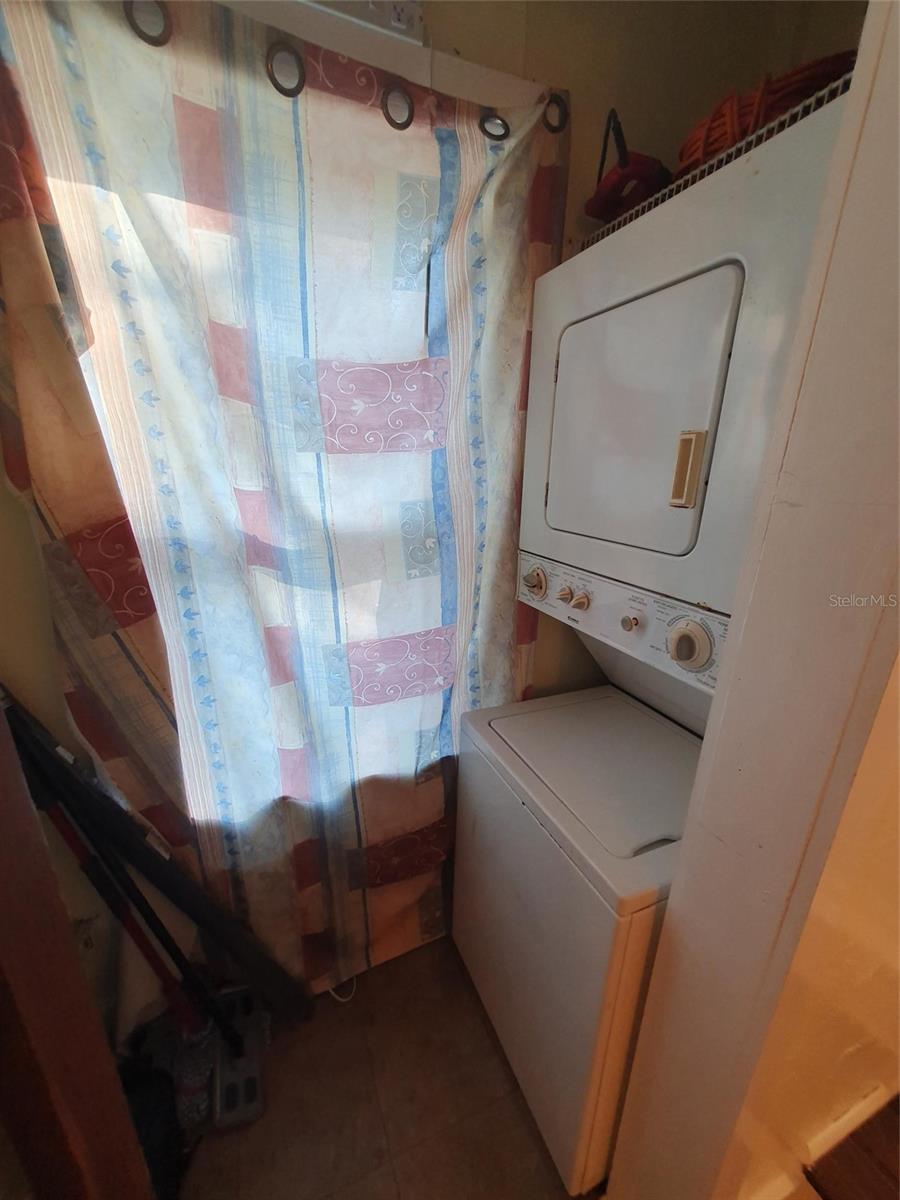 810 22ND AVE N, ST PETERSBURG, FL, 33704