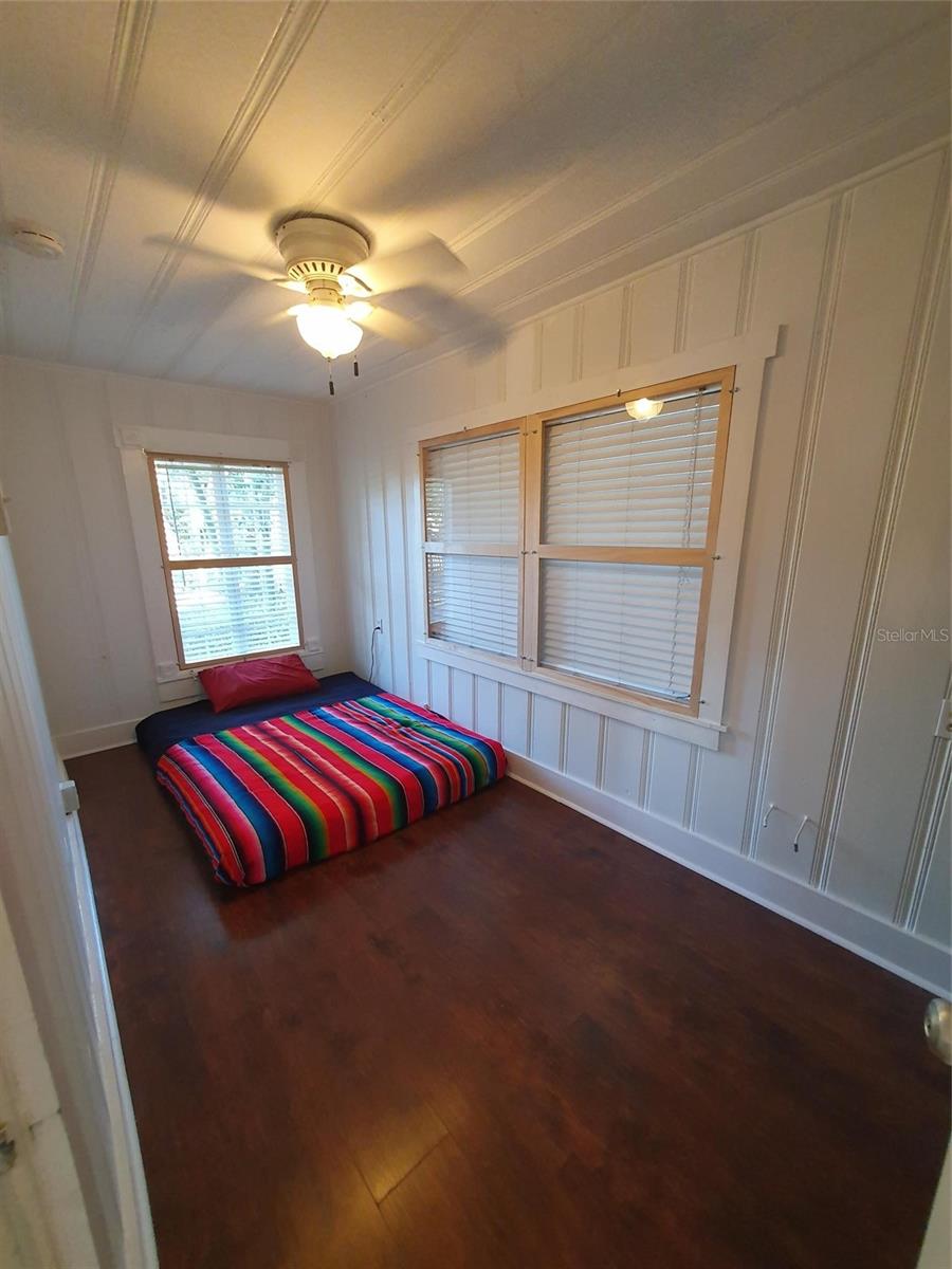 810 22ND AVE N, ST PETERSBURG, FL, 33704