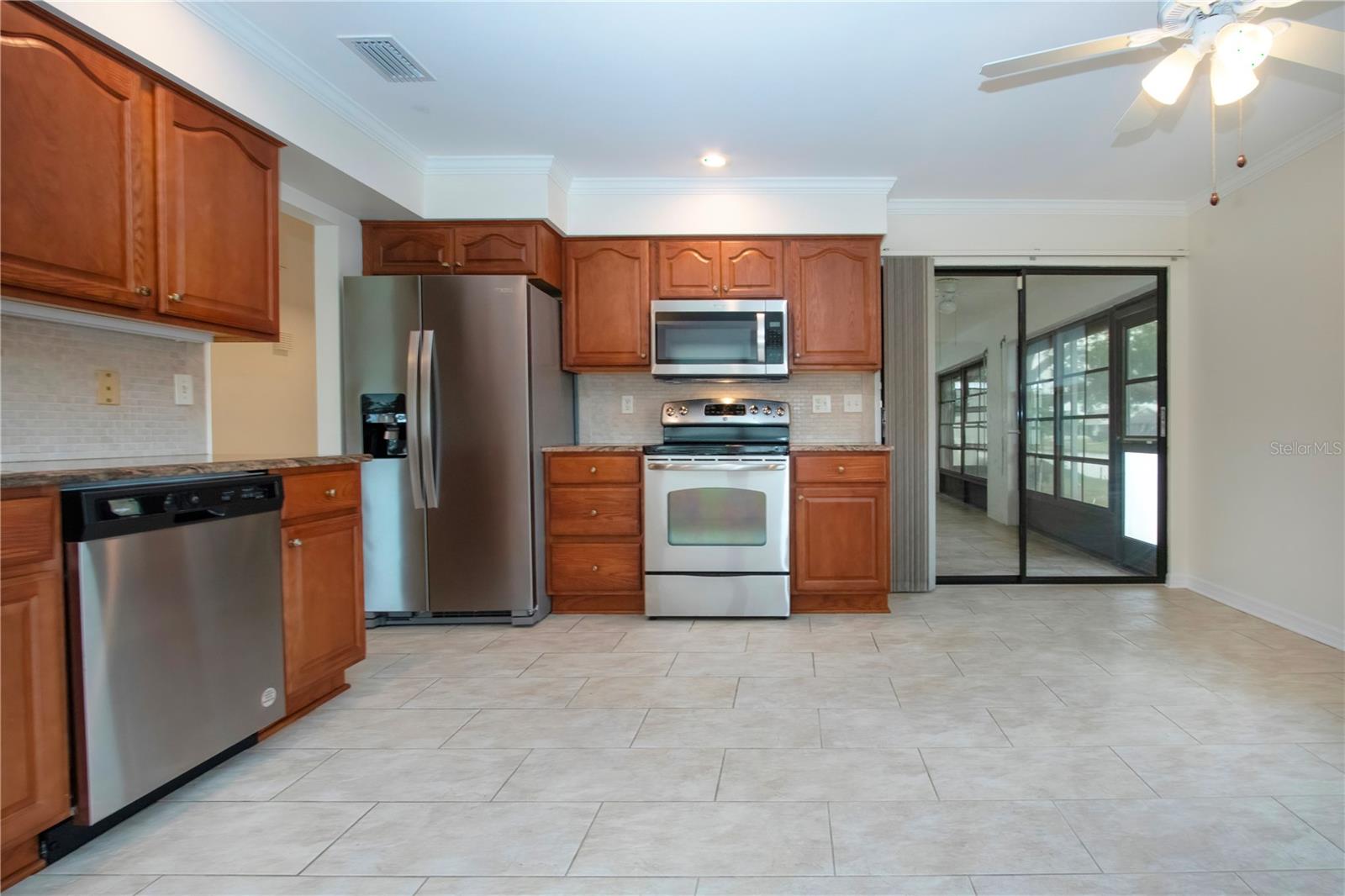609 FORT DUQUESNA DR, SUN CITY CENTER, FL, 33573