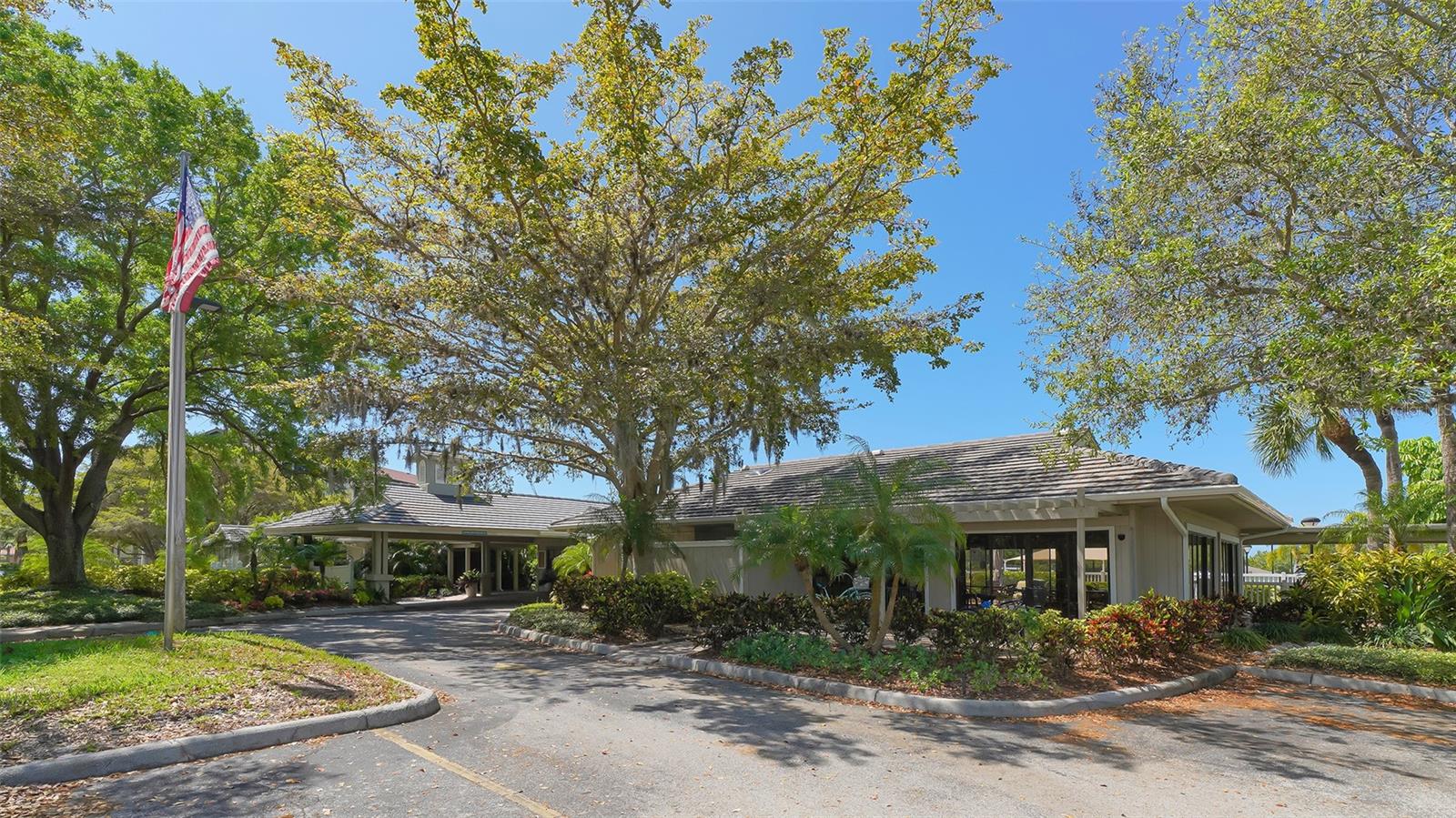 1620 STARLING DR #204, SARASOTA, FL, 34231