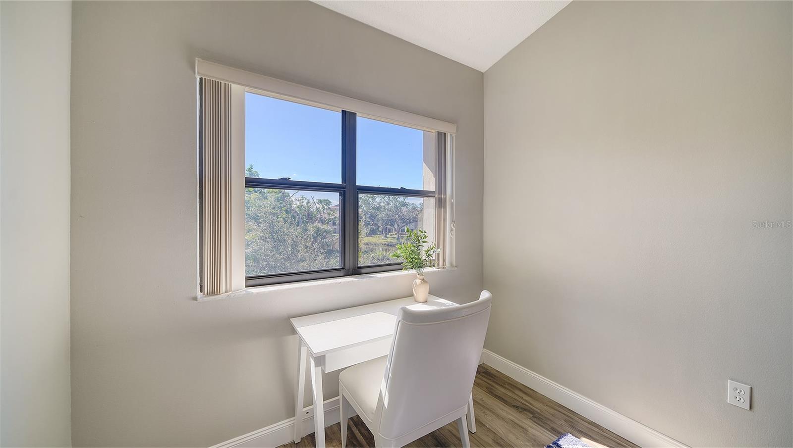 1620 STARLING DR #204, SARASOTA, FL, 34231