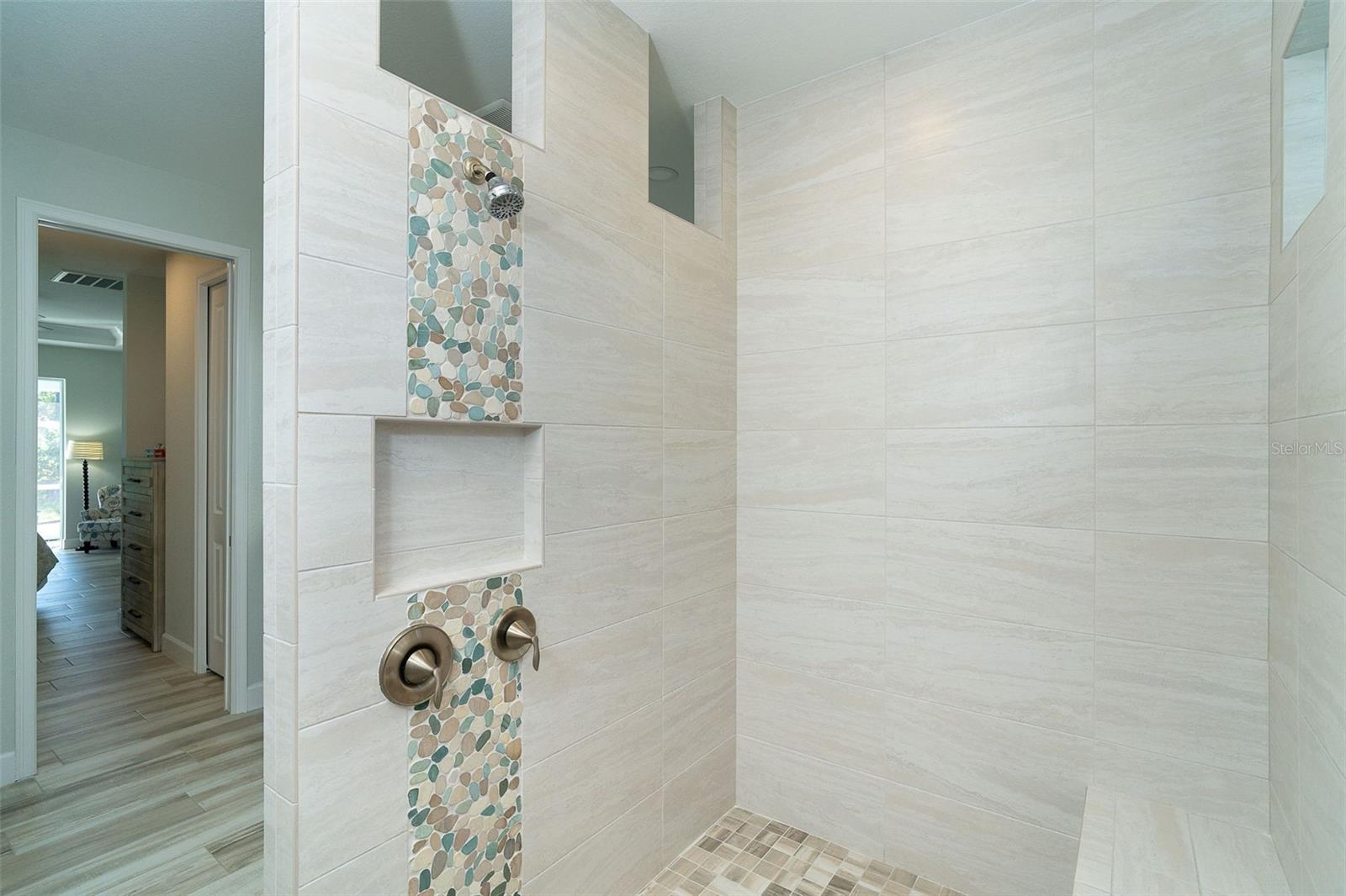 144 TOURNAMENT RD, ROTONDA WEST, FL, 33947