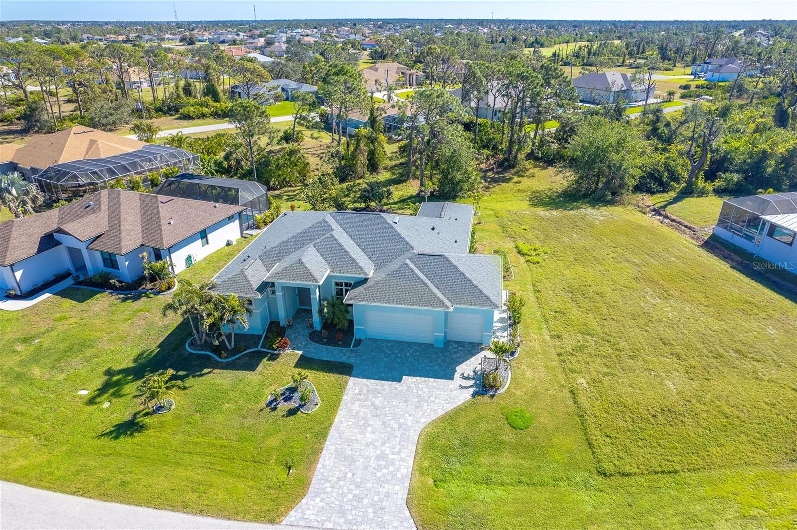 144 TOURNAMENT RD, ROTONDA WEST, FL, 33947