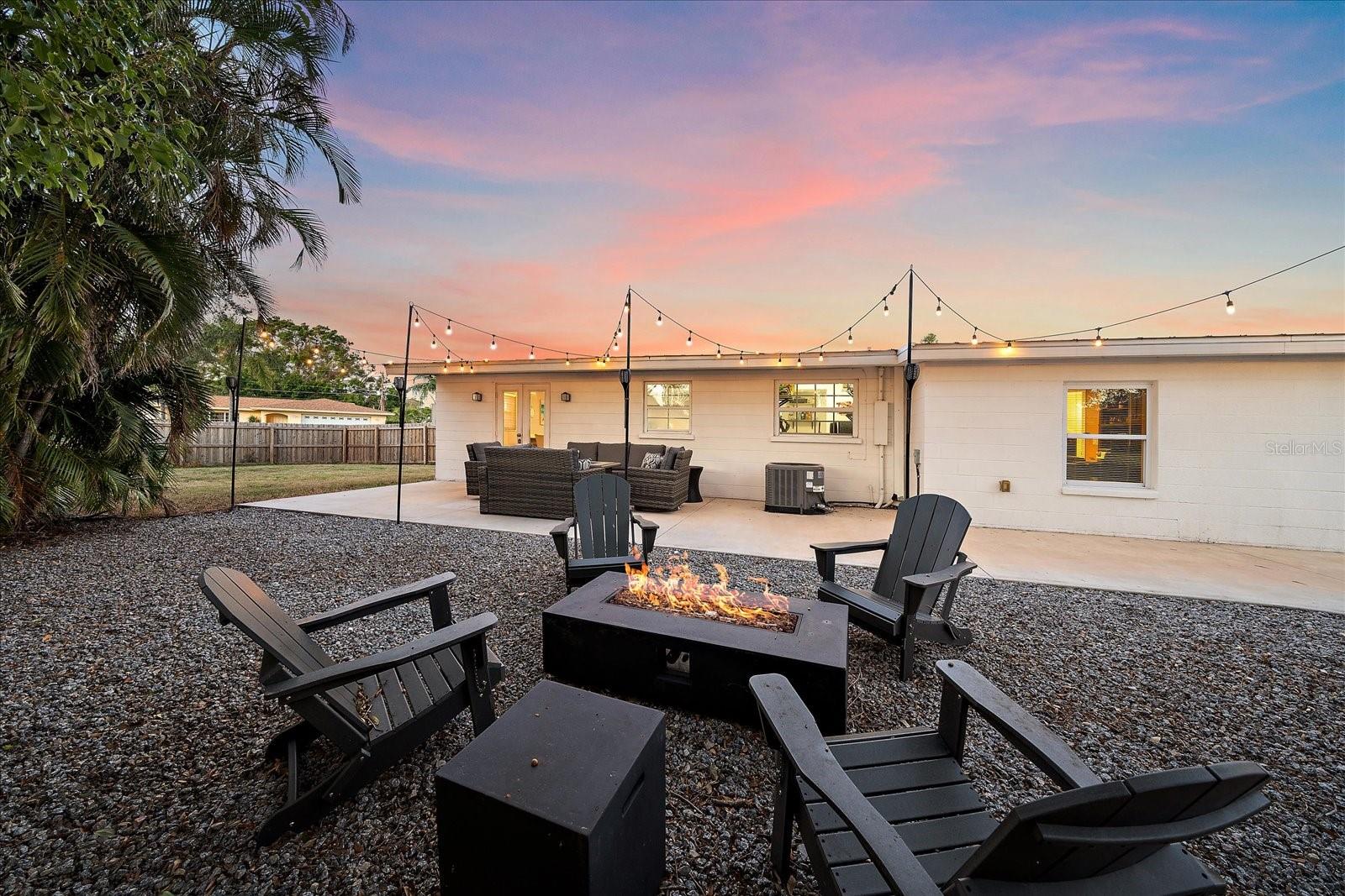 8204 CONSTANCE DR, SARASOTA, FL, 34243