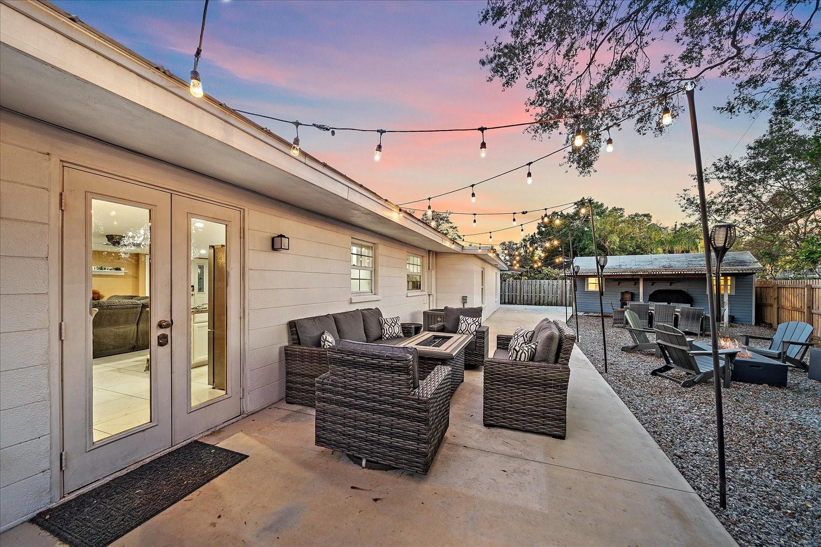 8204 CONSTANCE DR, SARASOTA, FL, 34243