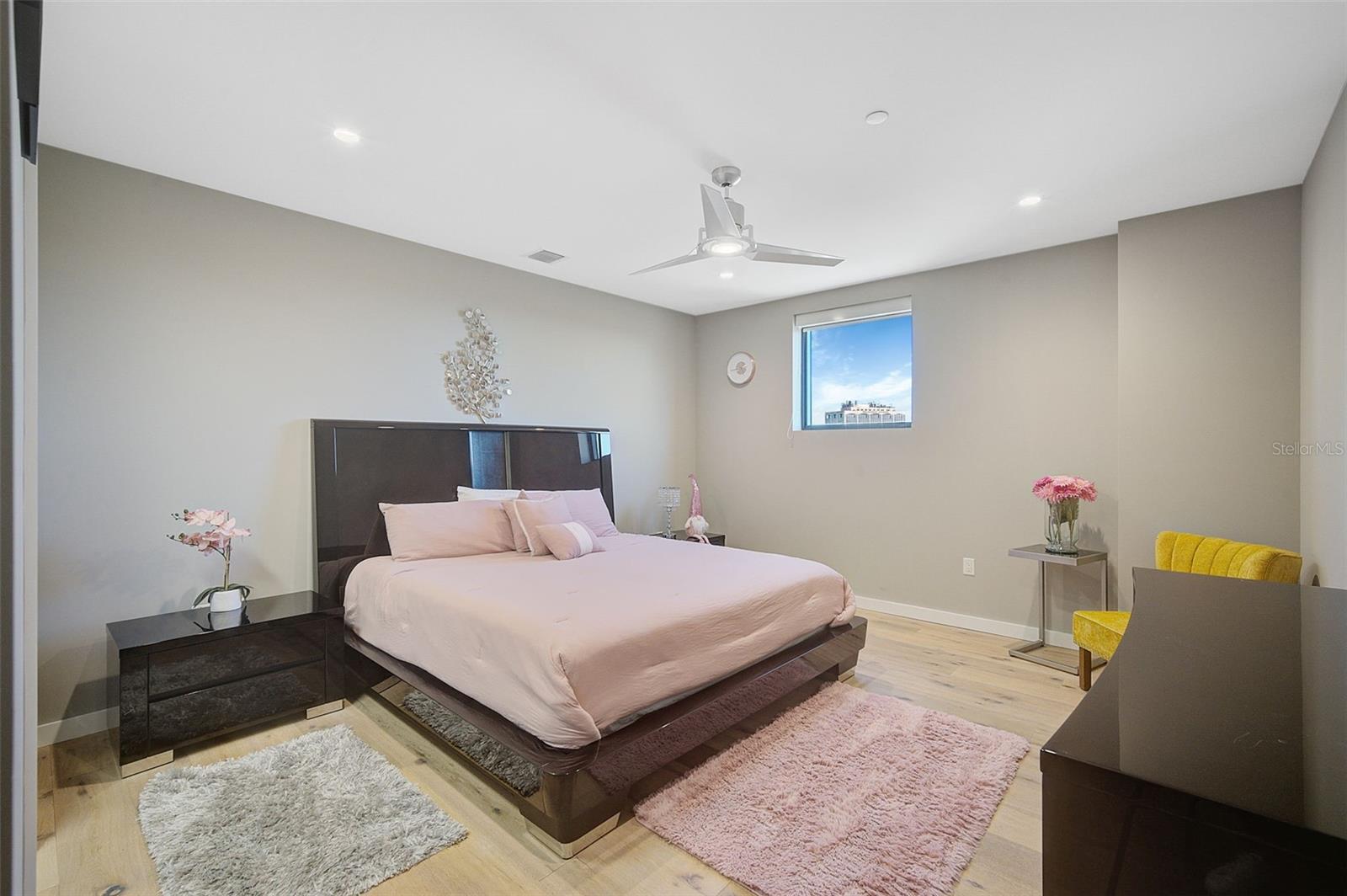 300 S PINEAPPLE AVE #801N, SARASOTA, FL, 34236