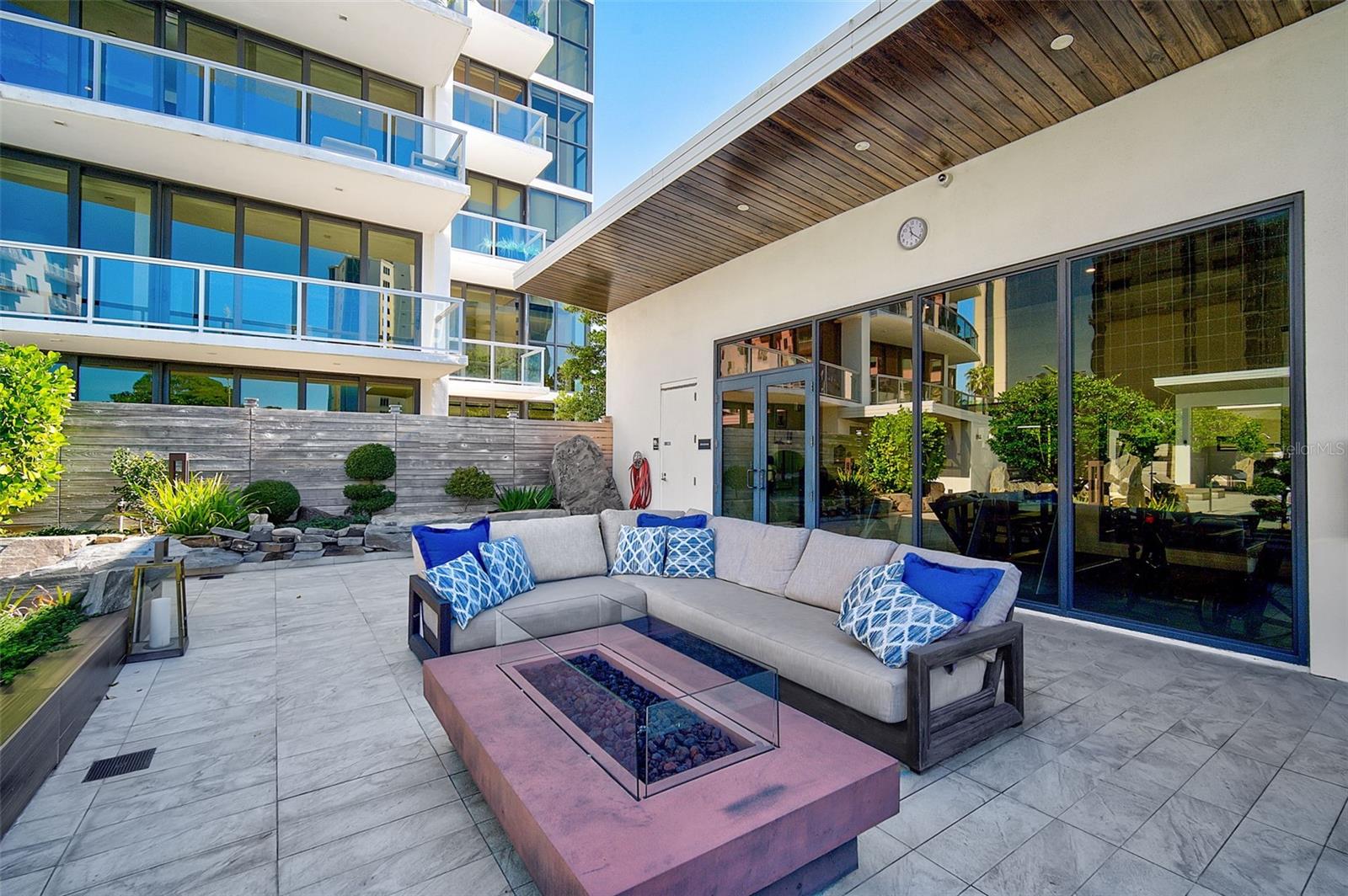 300 S PINEAPPLE AVE #801N, SARASOTA, FL, 34236