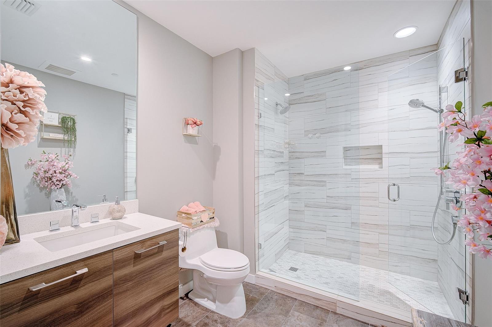 300 S PINEAPPLE AVE #801N, SARASOTA, FL, 34236