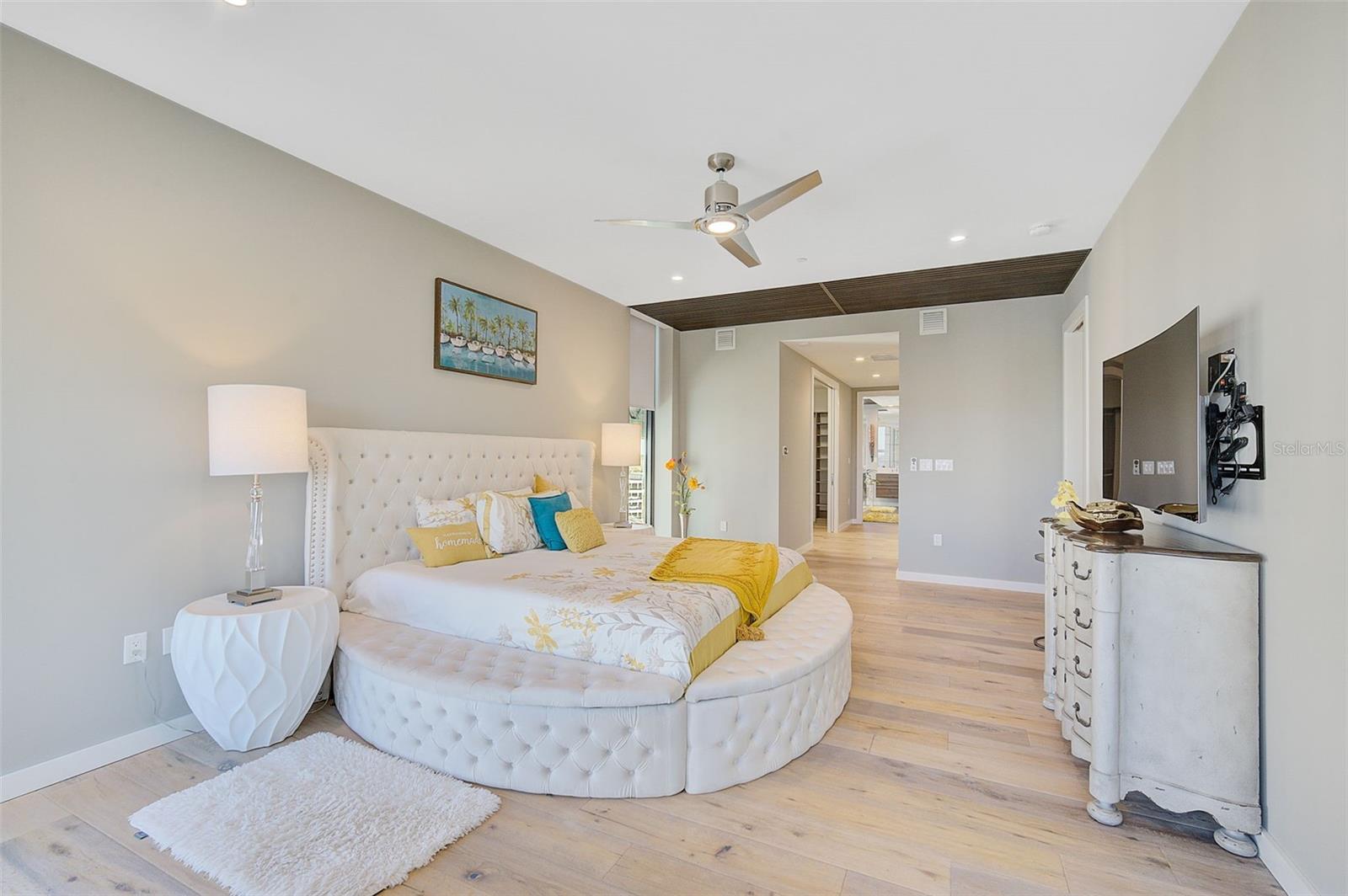 300 S PINEAPPLE AVE #801N, SARASOTA, FL, 34236