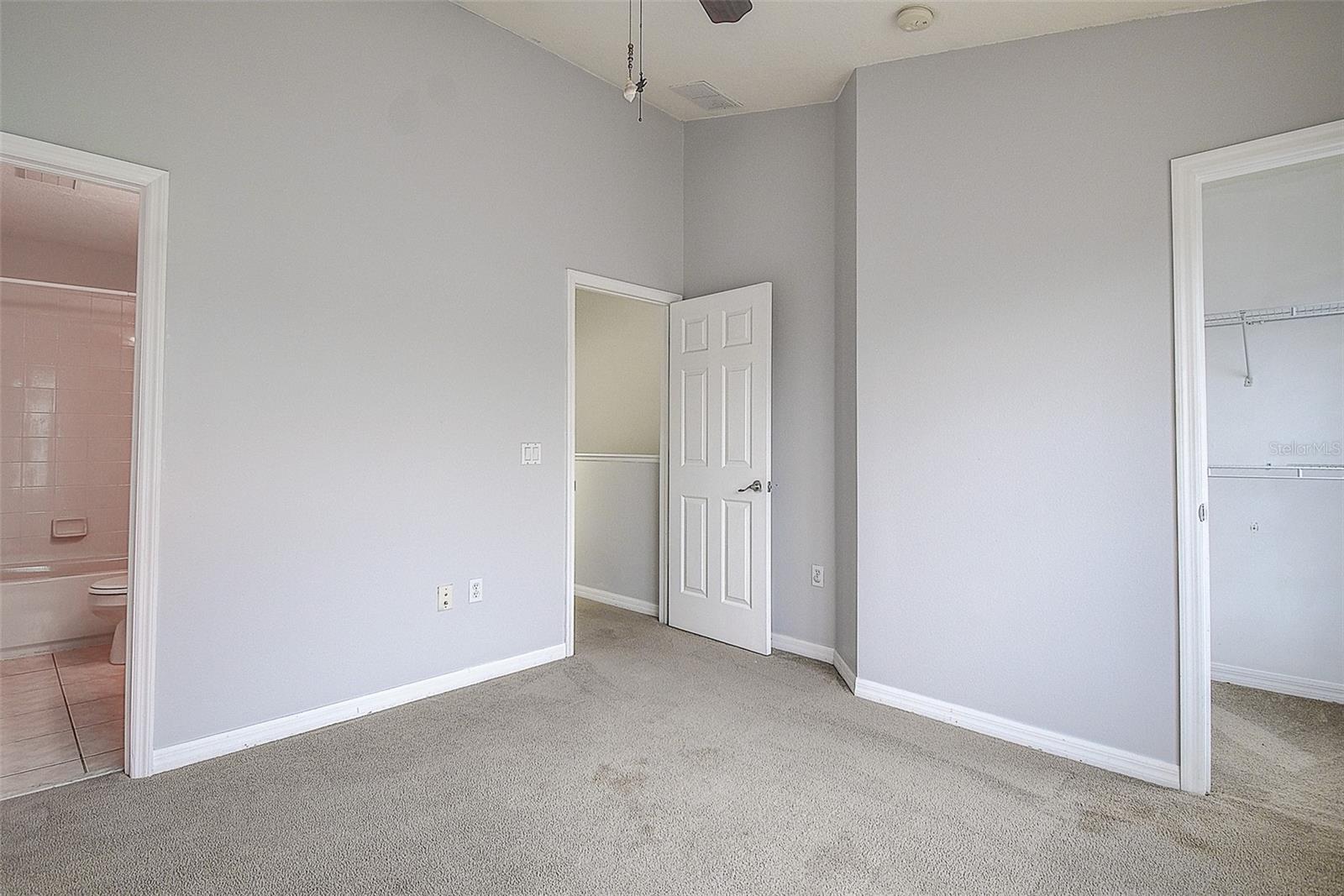 8796 CHRISTIE DR, LARGO, FL, 33771