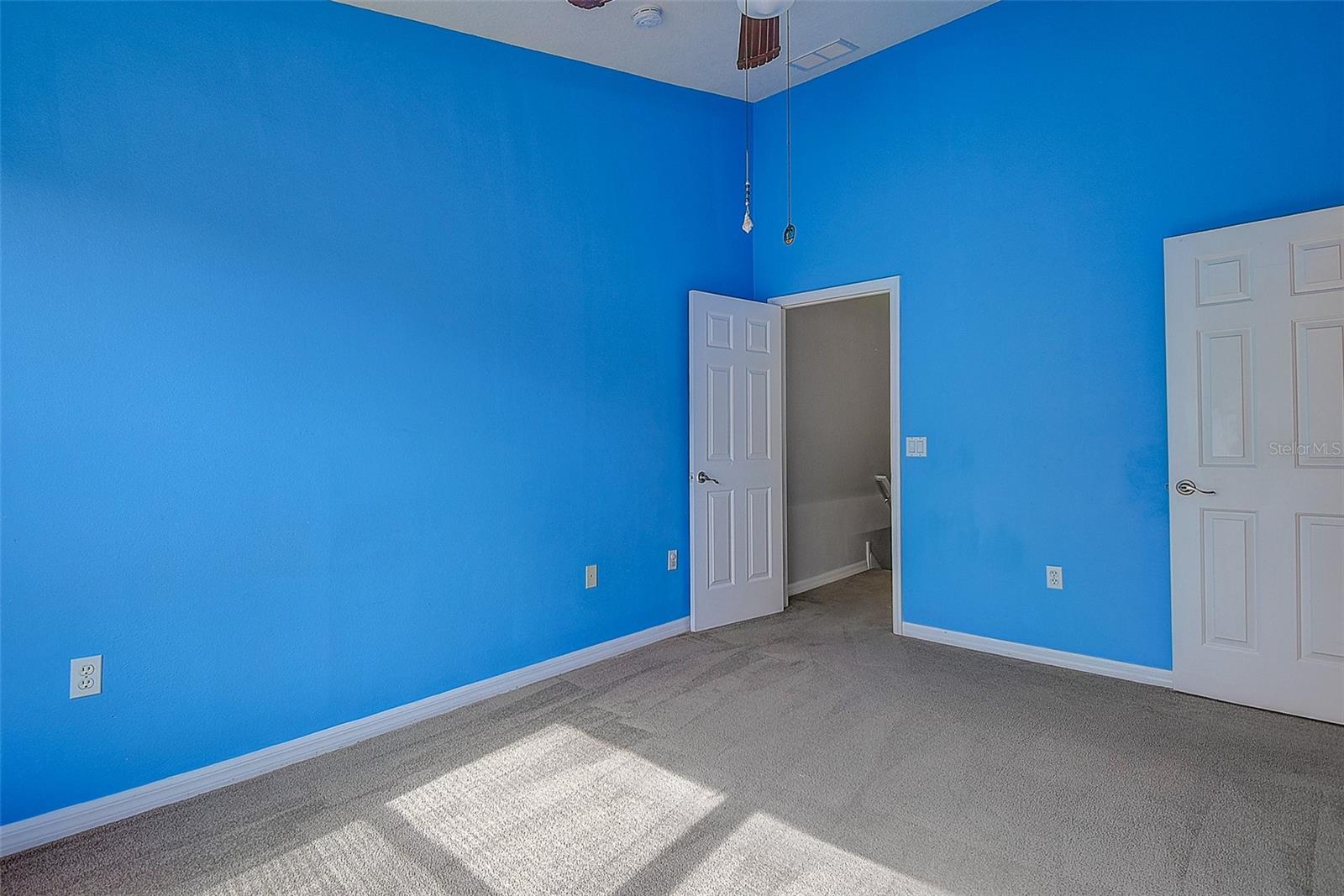 8796 CHRISTIE DR, LARGO, FL, 33771