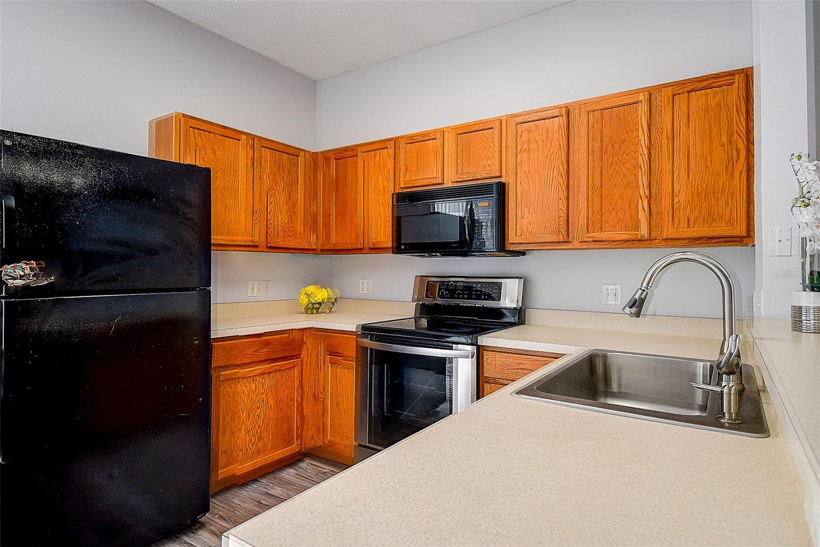 8796 CHRISTIE DR, LARGO, FL, 33771