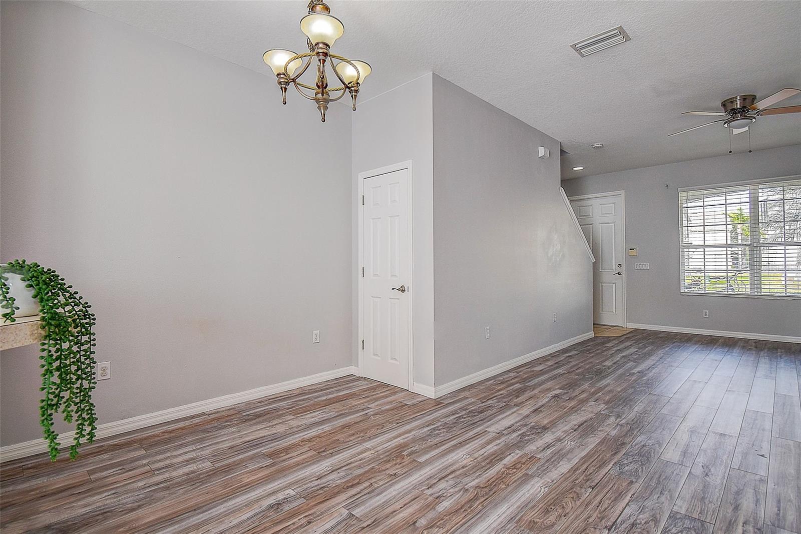 8796 CHRISTIE DR, LARGO, FL, 33771