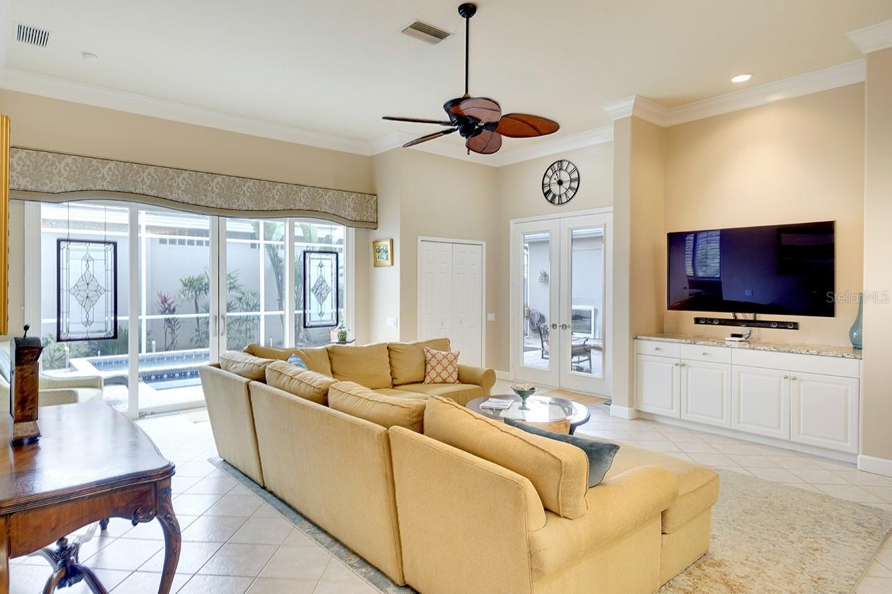 8739 52ND AVE E, BRADENTON, FL, 34211