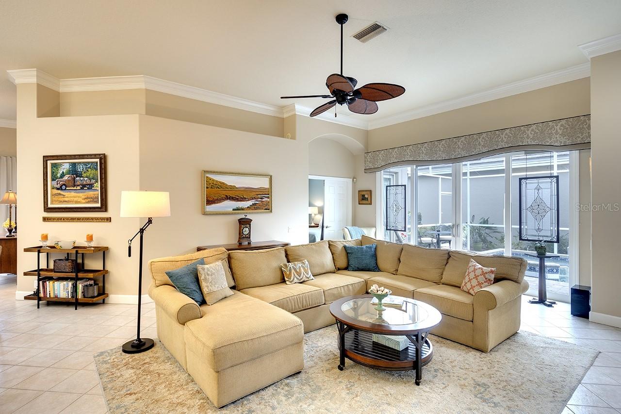 8739 52ND AVE E, BRADENTON, FL, 34211