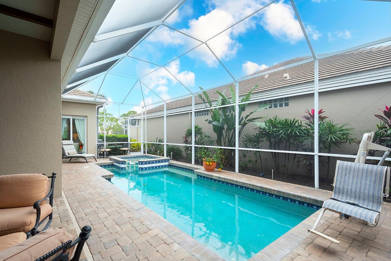 8739 52ND AVE E, BRADENTON, FL, 34211
