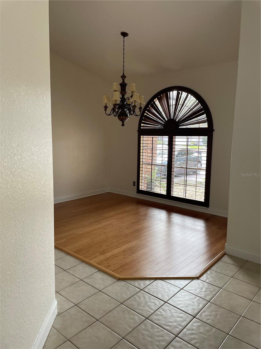 7725 APPLE TREE CIR, ORLANDO, FL, 32819