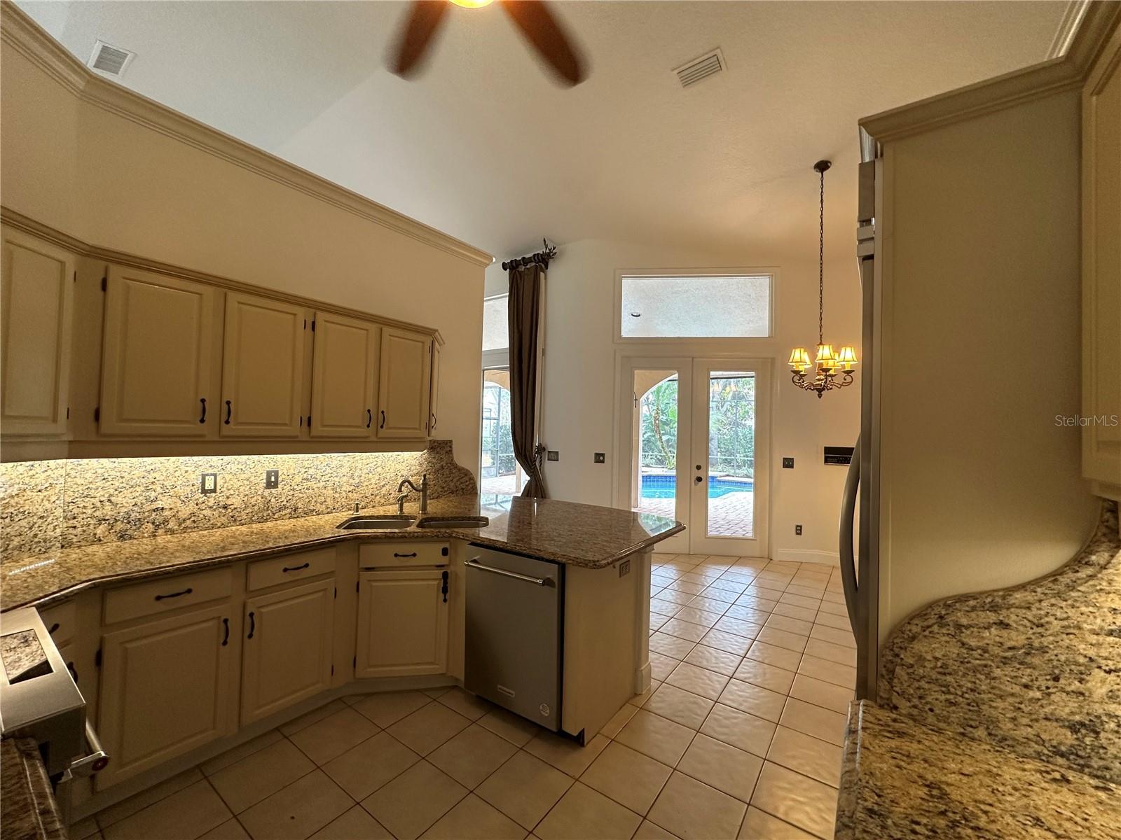 7725 APPLE TREE CIR, ORLANDO, FL, 32819