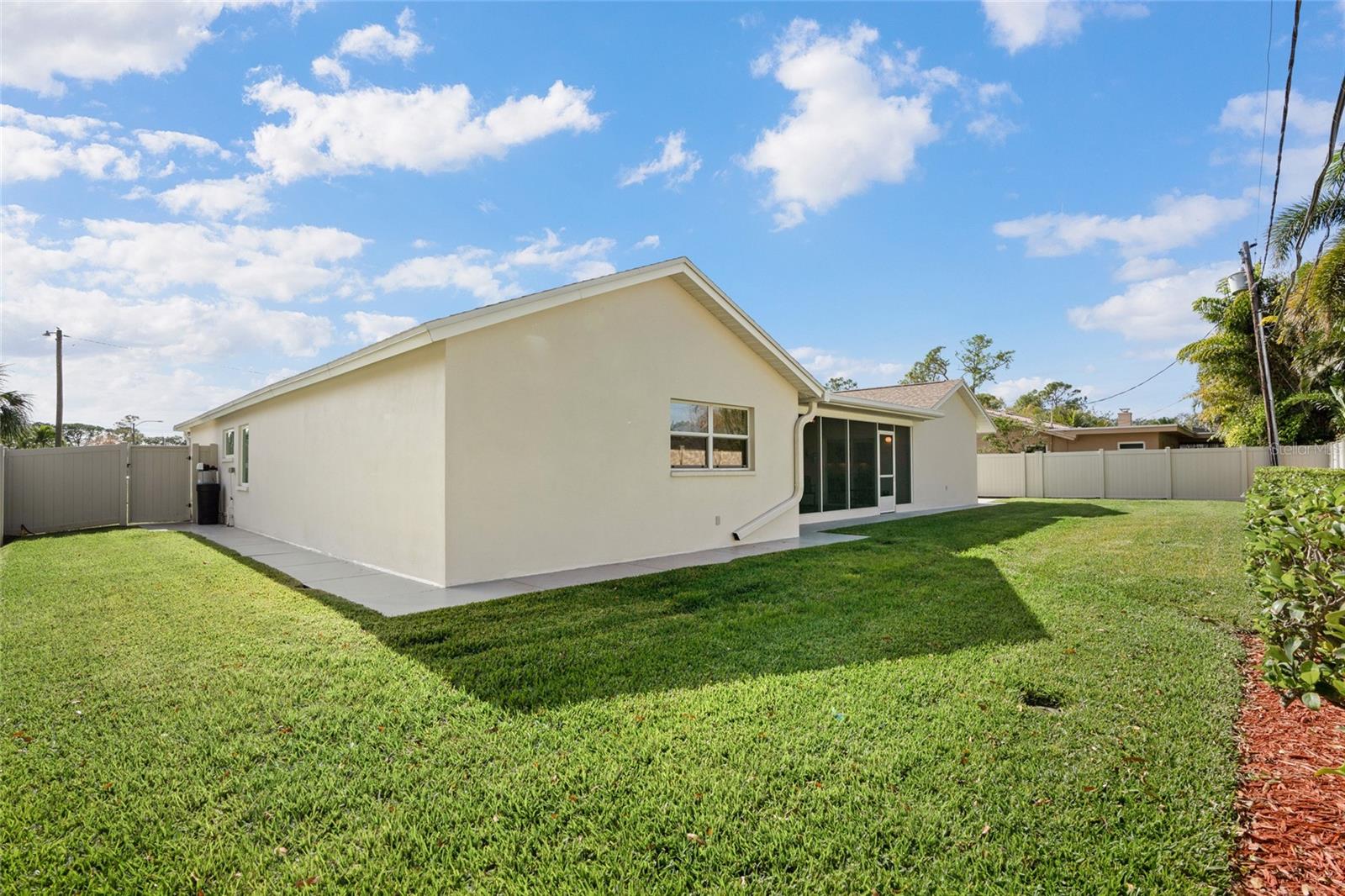 1085 87TH AVE N, ST PETERSBURG, FL, 33702