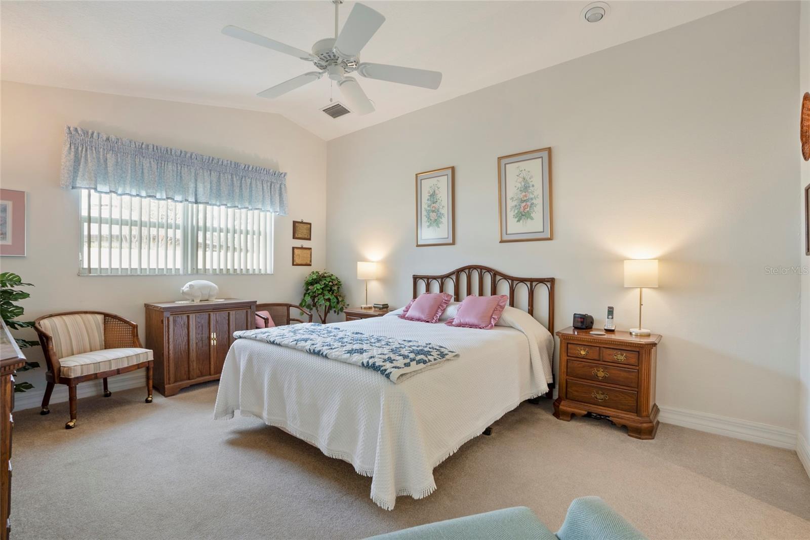 1085 87TH AVE N, ST PETERSBURG, FL, 33702