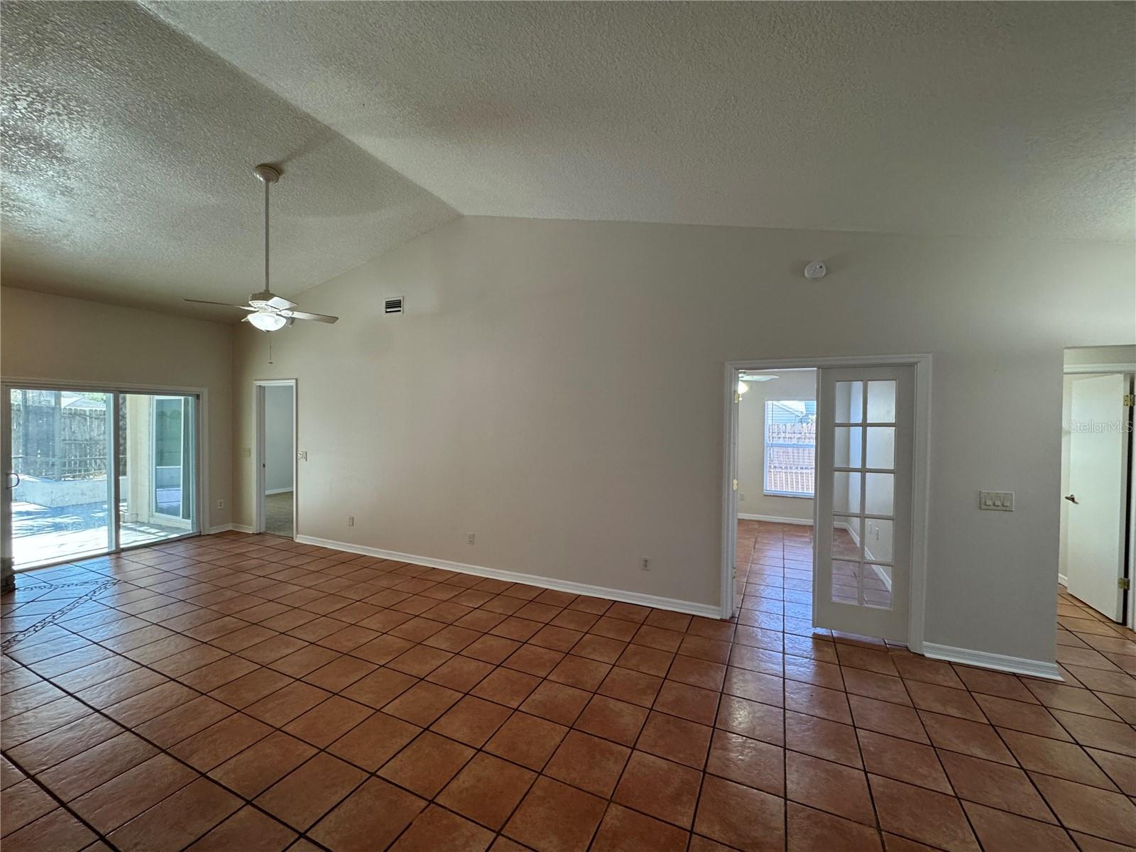 1500 CRAWFORD DR, APOPKA, FL, 32703