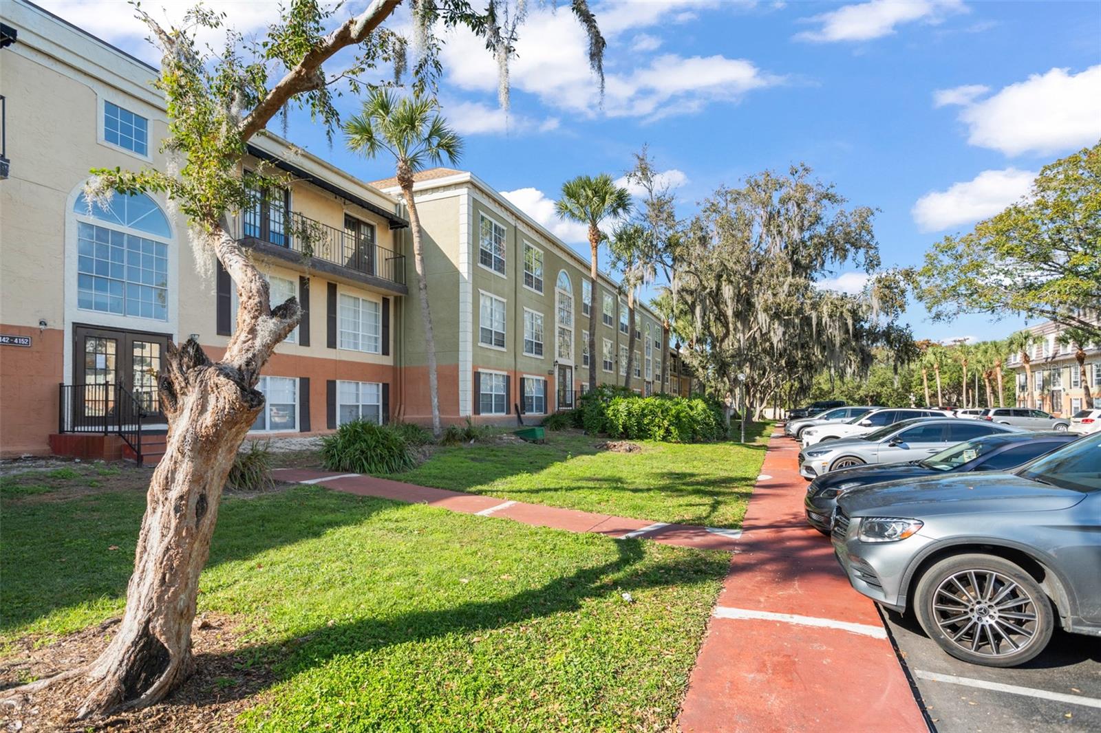 O6269687 Property Photo