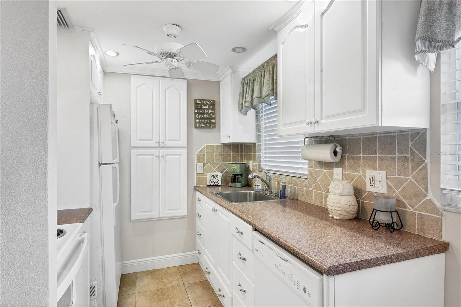 1255 TARPON CENTER DR #310, VENICE, FL, 34285