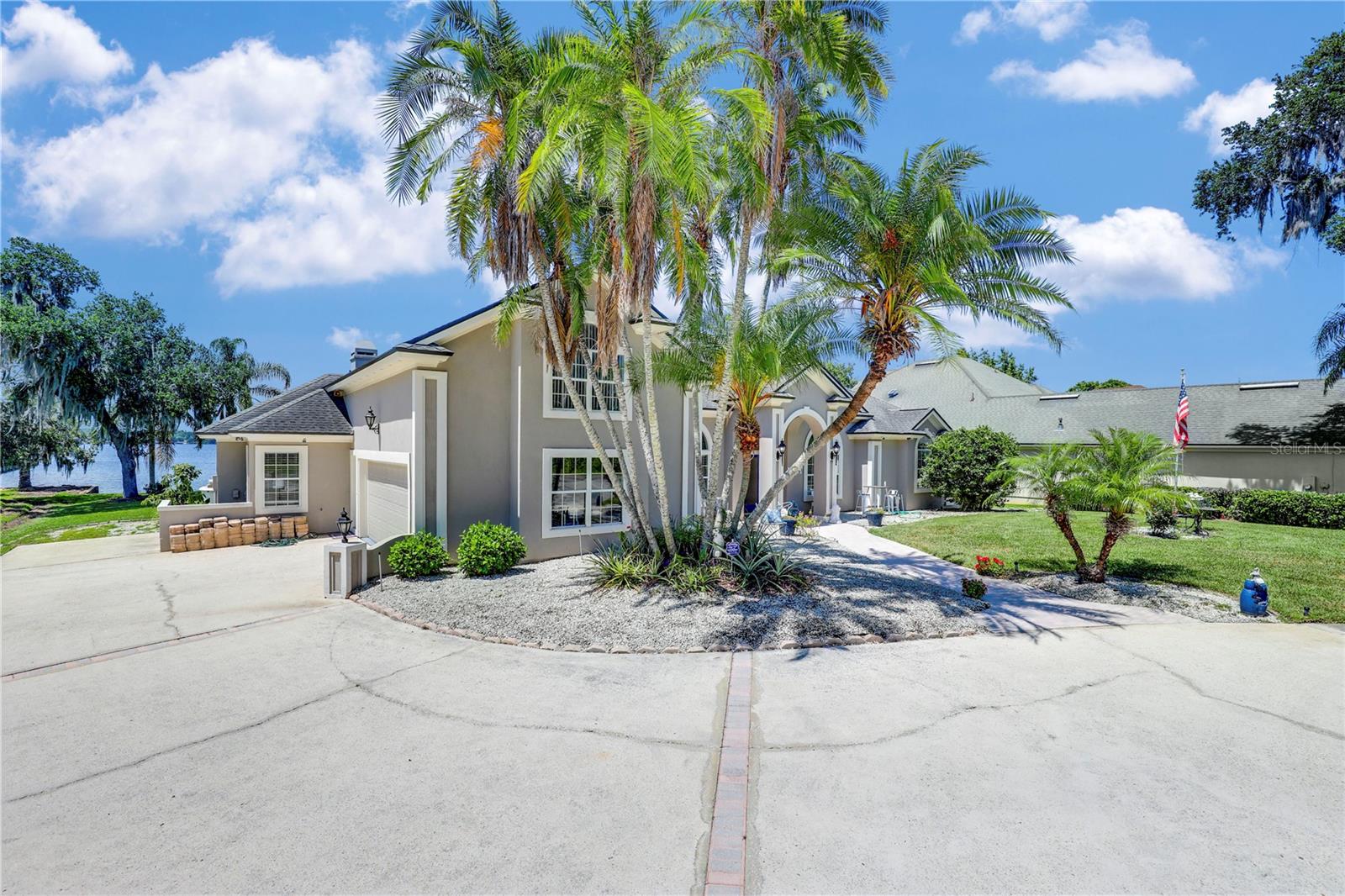 2221 N LAKESHORE DR, FLEMING ISLAND, FL, 32003