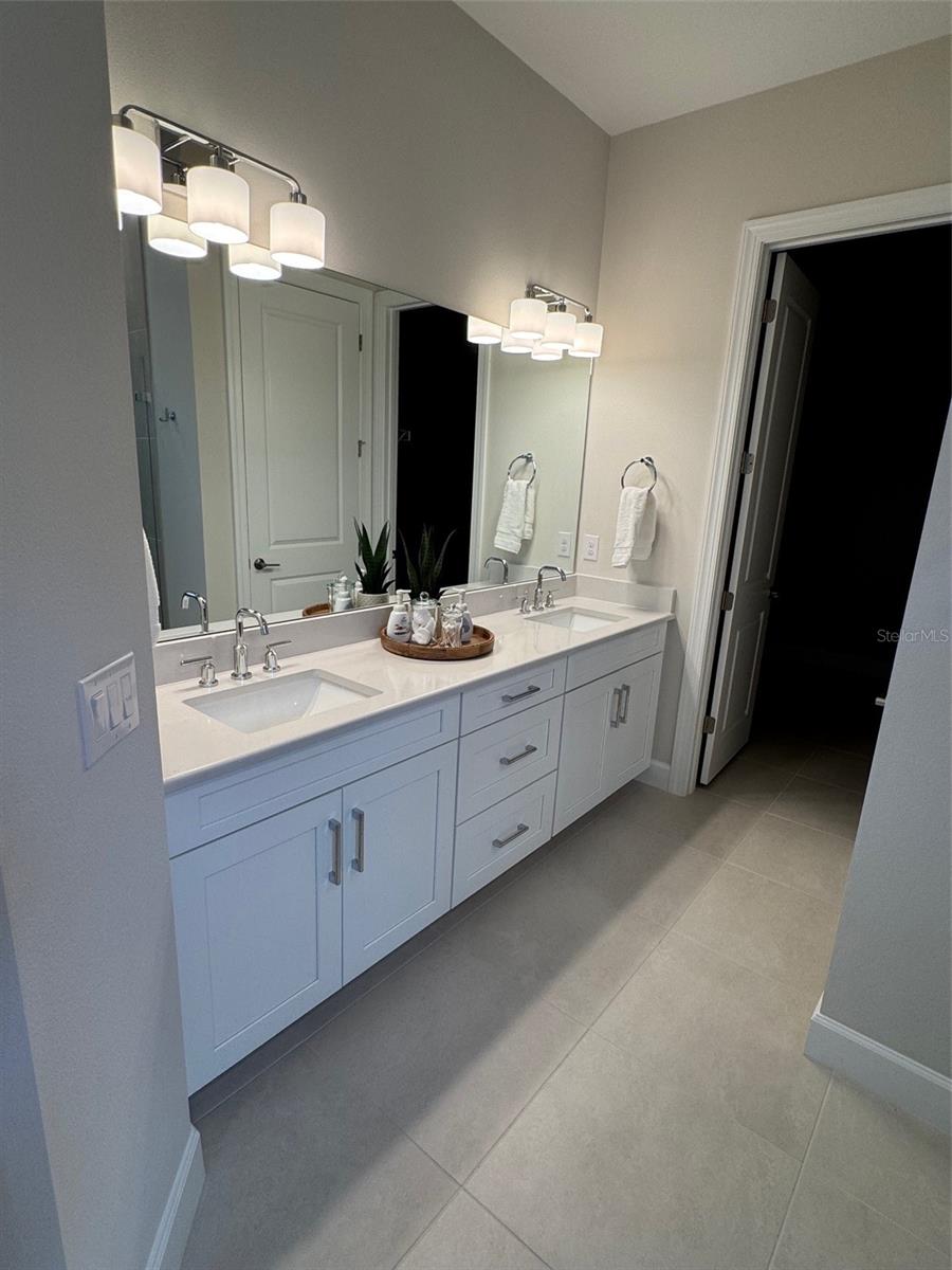 16415 ISOLA PL, BRADENTON, FL, 34211