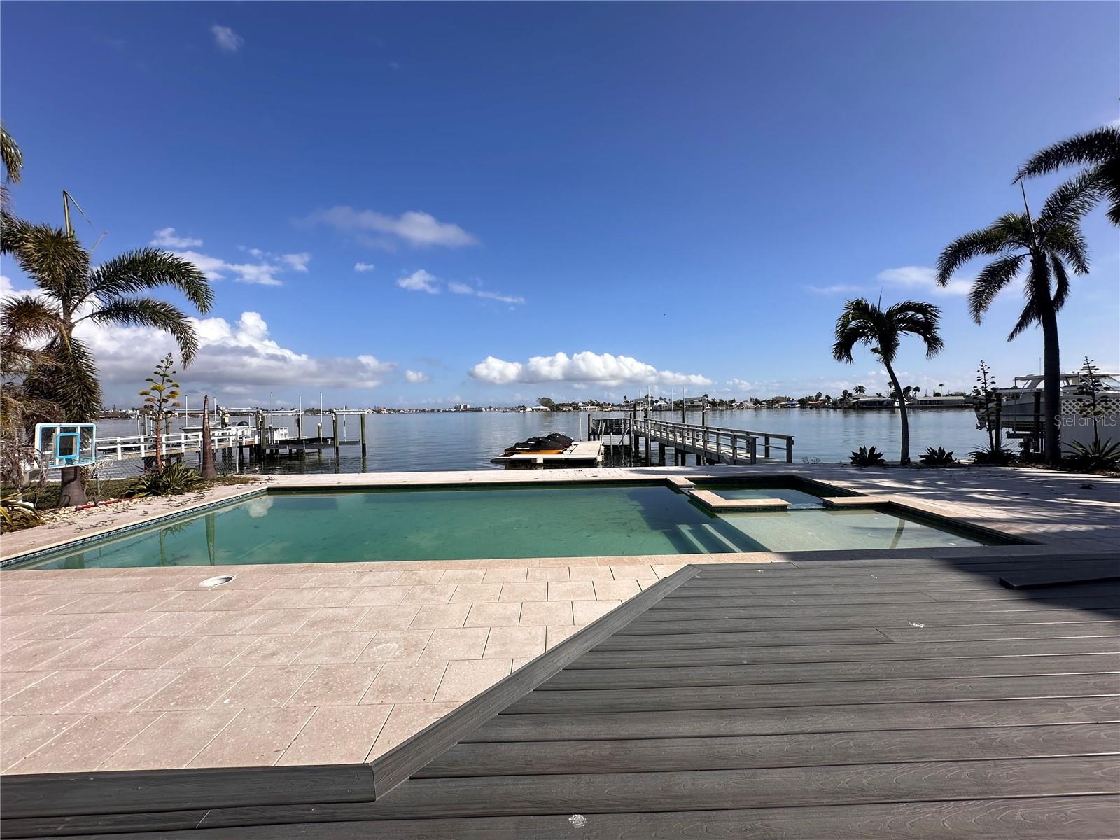 7015 BAY ST, ST PETE BEACH, FL, 33706