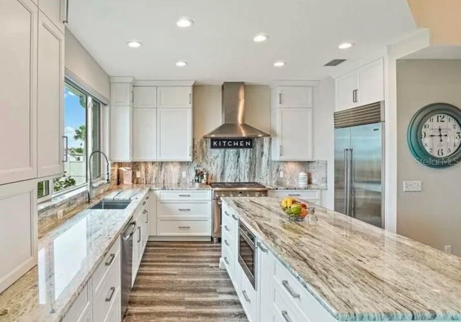 7015 BAY ST, ST PETE BEACH, FL, 33706