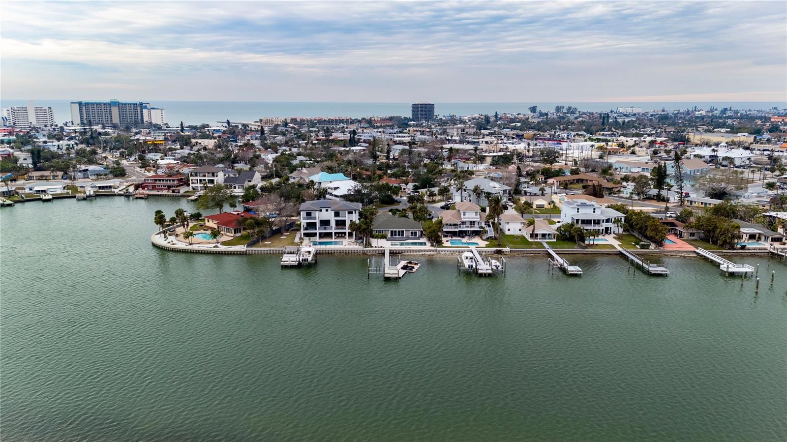7015 BAY ST, ST PETE BEACH, FL, 33706
